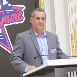 Meet your Posher, Steve